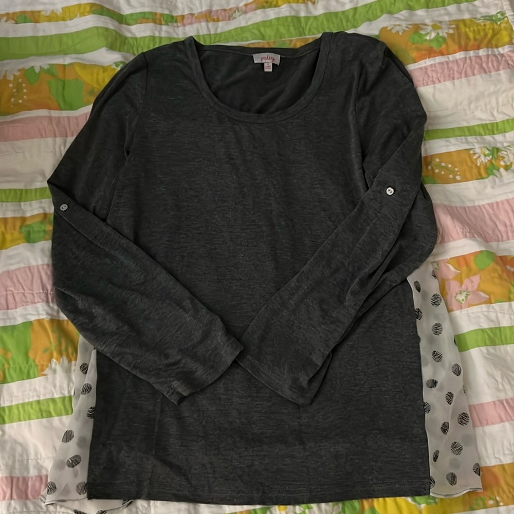 Grey blouse with cute black and white print on back!